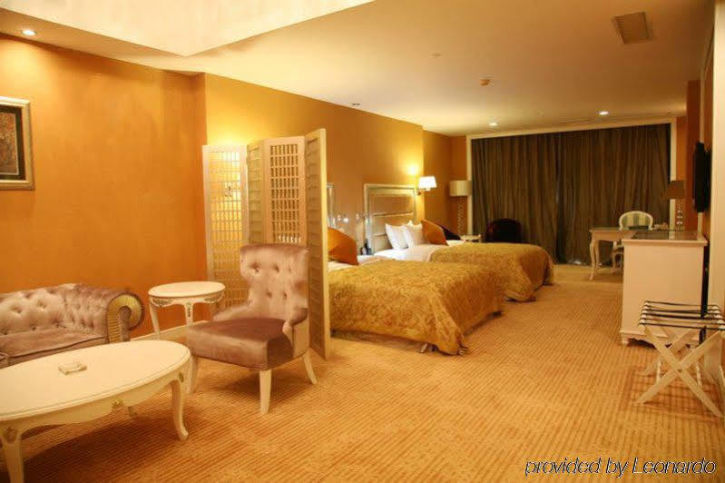 Hotel Country Garden Phoenix Changsha Zimmer foto