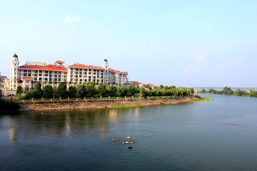 Hotel Country Garden Phoenix Changsha Exterior foto